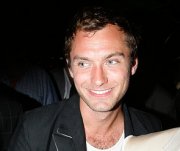 Джуд Ло возглавил список самых стильных отцов