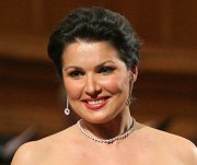 Филипп Киркоров приударил за замужней Анной Нетребко