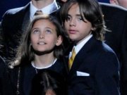 У детей Майкла Джексона серьезные проблемы