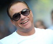 Жан-Клод Ван Дамм избил свою украинскую невесту