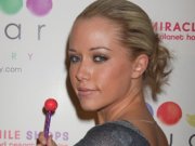 Кендра Уилкинсон станет мамой во второй раз