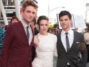 Кристен Стюарт объявила Роберту Паттинсону войну