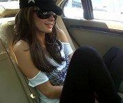 Пэрис Хилтон стала брюнеткой