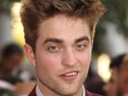 Пагубная привычка Роберта Паттинсона