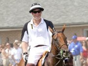 Принца Гарри обвинили в жестокости