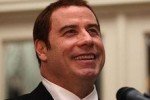 Джона Траволту подозревают в гомосексуализме