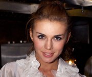 Анна Седокова наладила отношения с бывшим мужем