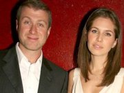 Абрамович расстался с Жуковой