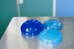 Француженкам бесплатно заменят силиконовые имплантаты