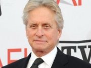 Майкл Дуглас едет в кругостветное путешествие