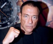 Жан-Клода Ван Дамма сразил сердечный приступ