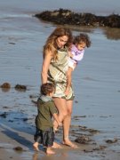 Дженнифер Лопес:  поможет детям!