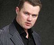 Известный телеведущий убил себя из-за долгов