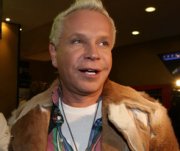 Борис Моисеев оказался парализованным