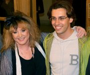 Галкин забрал Пугачеву из больницы