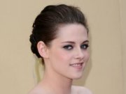 Кристен Стюарт изменила Роберту Паттинсону