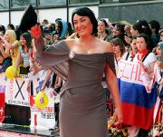 Лолита перестала бороться с лишним весом