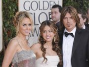 Родители Майли Сайрус передумали разводиться