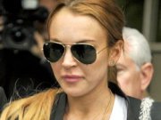 Линдсей Лохан будет жить рядом с бывшей любовницей