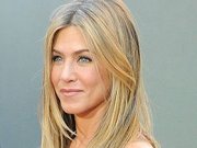 Дженнифер Энистон назовет сына в честь бывшего мужа