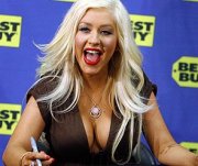 Кристина Агилера опозорилась на весь мир