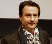 Актер Олег Меньшиков лишился крупной суммы денег