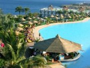 Туристы возвращаются в Египет