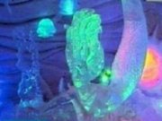 В России открылся уникальный ледяной Дворец бракосочетаний