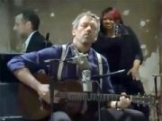 Доктор Хаус запел блюз: актёр Хью Лори выпустил свой дебютный альбом