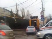 С электротехникума ветром сорвало крышу