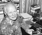 В Москве умер легендарный сценарист