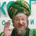 Для защиты предложено добавить на герб России полумесяц