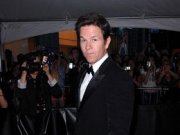 Марк Уолберг объединяется с Джастином Бибером