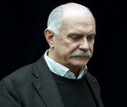 Михалков внезапно отказался от мигалки