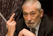 Вахтанг Кикабидзе обижен на Россию, и на гастроли больше не приедет