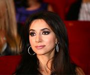 Певица Зара резко похудела после родов