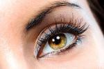 Накладные ресницы и цветные линзы быстро приведут к нехватке кислорода