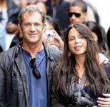 Мел Гибсон и Оксана Григорьева продолжают ходить по судам