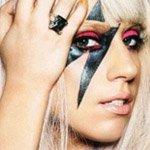 Леди Гага идет под венец