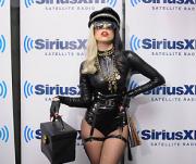 Леди Гага показала нового бойфренда