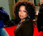 Названы самые богатые звездные женщины