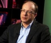 Экс-ведущего \"Время\" обвинили в мошенничестве