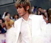 Сергей Зверев сломал на кухне руку