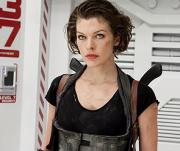 Милла Йовович навестила пострадавших коллег