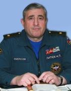 В Пятигорске заместитель Сергея Шойгу представил главного спасателя СКФО