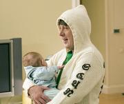 Экс-супруга Ефремова бросила дочь