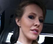 Собчак соблазнила студентов мини-юбкой