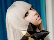 Леди Гага не готова к покупке собственного дома