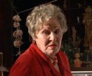 Знаменитая актриса публично оскорбила Медведева и Путина