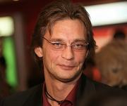 Домогаров признался блондинкам в любви